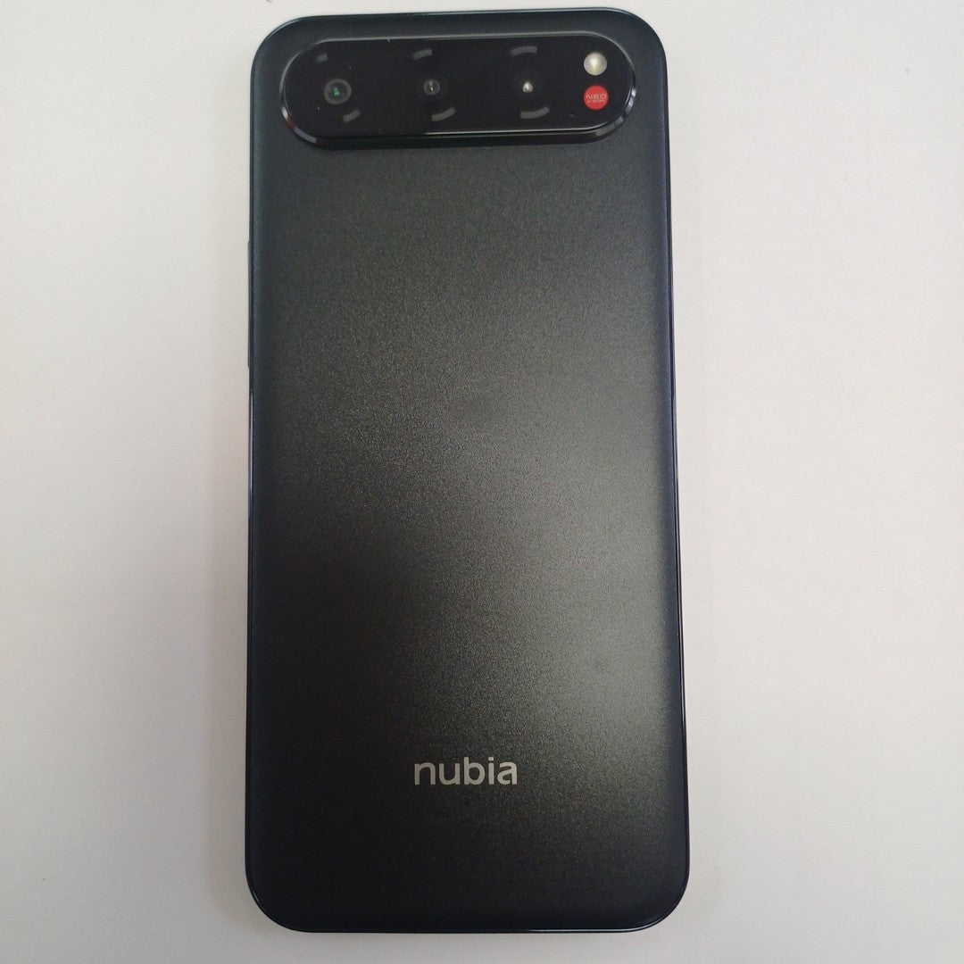 CELULAR NUBIA AIR Z2468N (2025) 256 GB 8 GB RAM (SEMINUEVO)