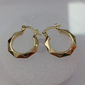 ARETES TEJIDO ARRACADAS FACETADAS 14K 1.7 GR (NUEVO)