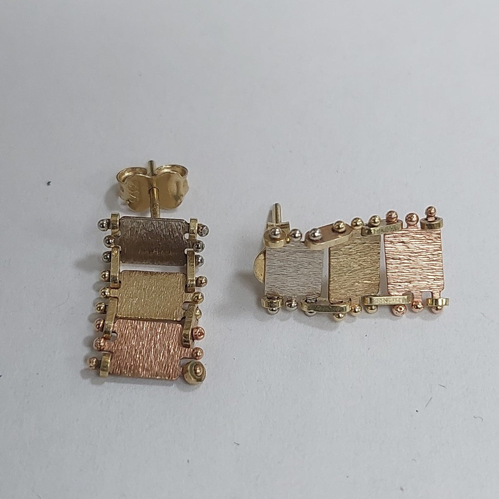 BROQUELES PAR ORO 14 K 2.5 GRMS (SEMINUEVO)