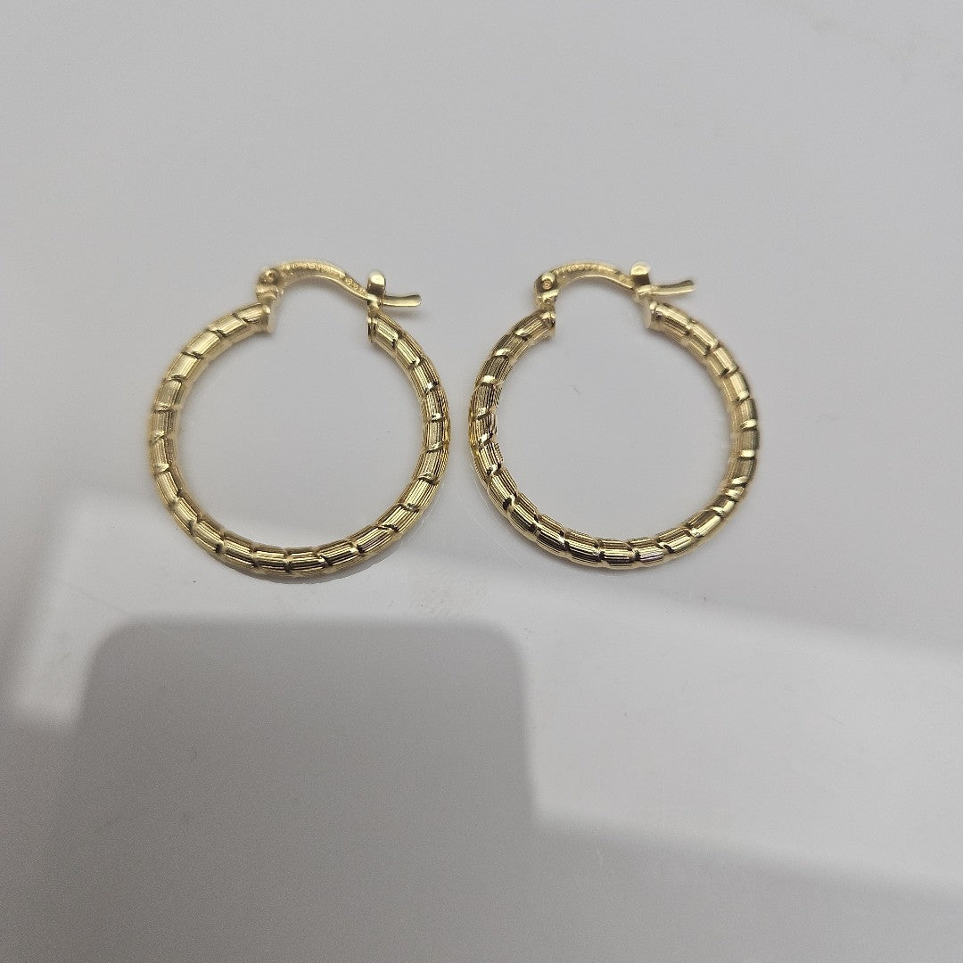 ARETES ARRACADAS LABRADAS 14K 3.2 GR (NUEVO)
