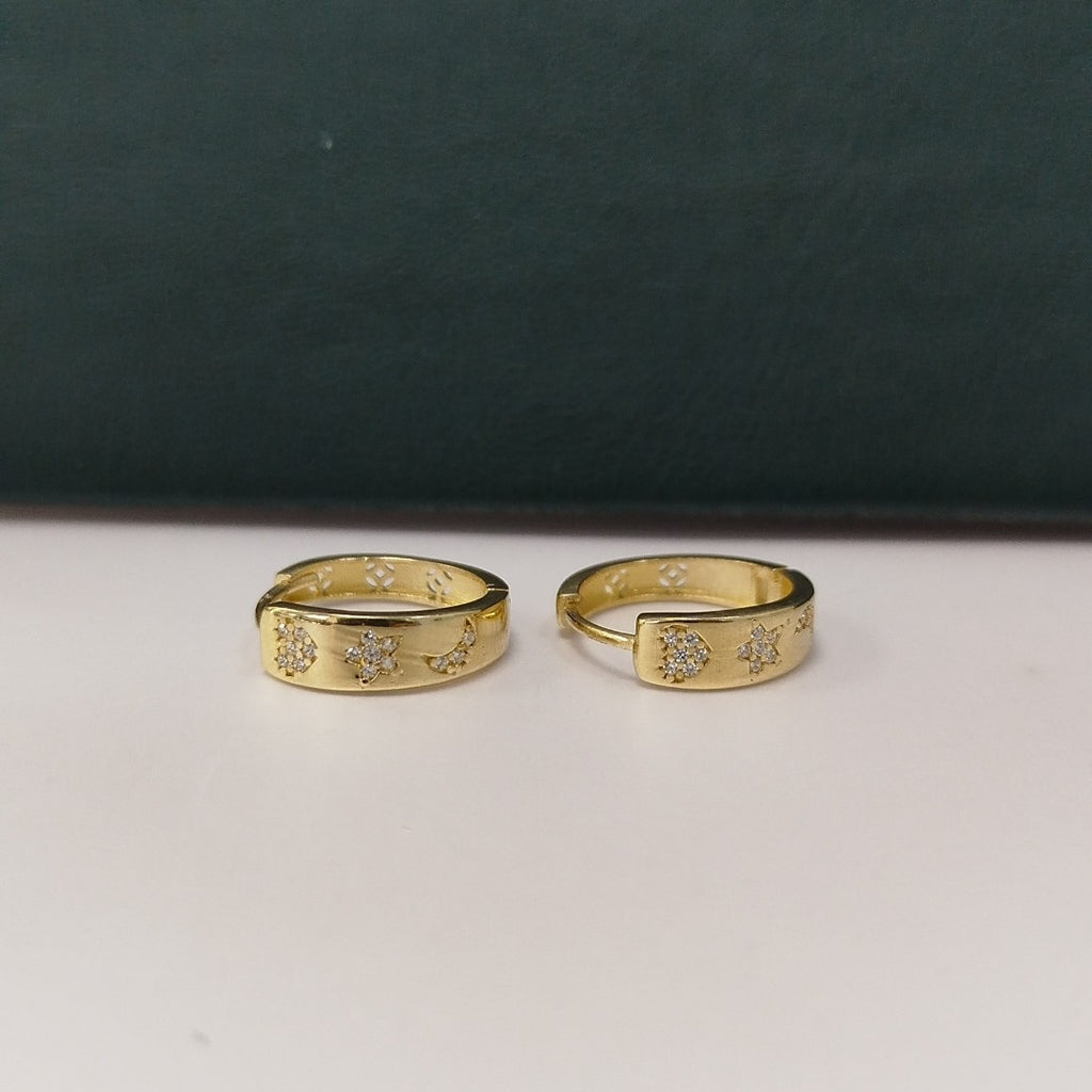 ARETES TEJIDO HUGGIES CON CIRCONIAS 14K 3 GR (NUEVO)