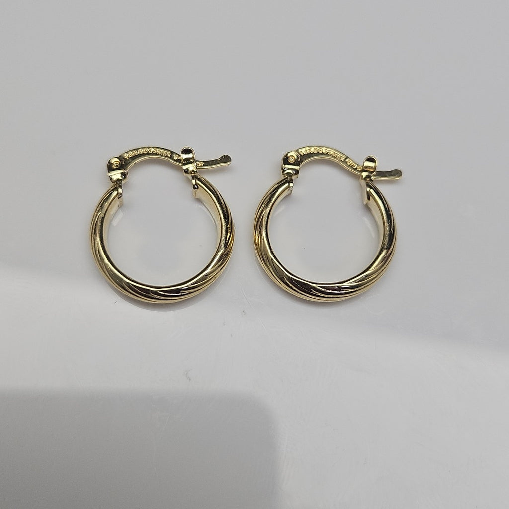 ARETES ARRACADA ASTRIADA 14K 1.7 GR (NUEVO)