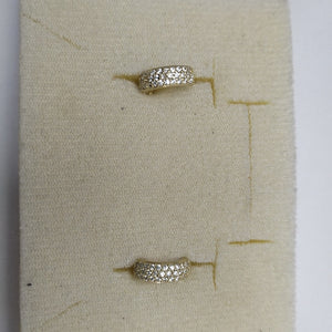 ARETES HUGGIE CON CIRCONIAS 14K 2.2 GR (NUEVO)