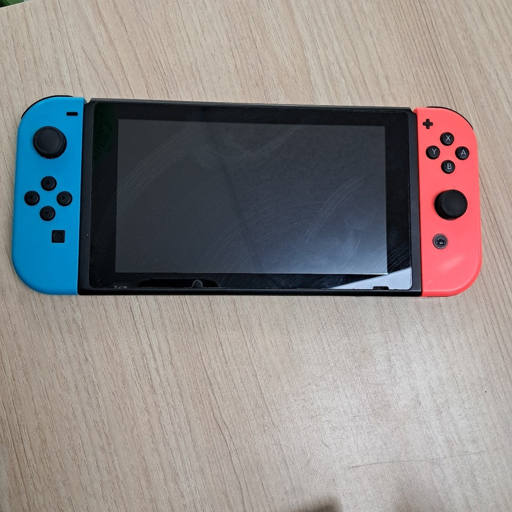 CONSOLA DE VIDEOJUEGO NINTENDO SWITCH 1.1 32 GB (SEMINUEVO)