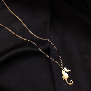 CADENA, DIJE ORO 18 K 5.5 GRMS (SEMINUEVO)