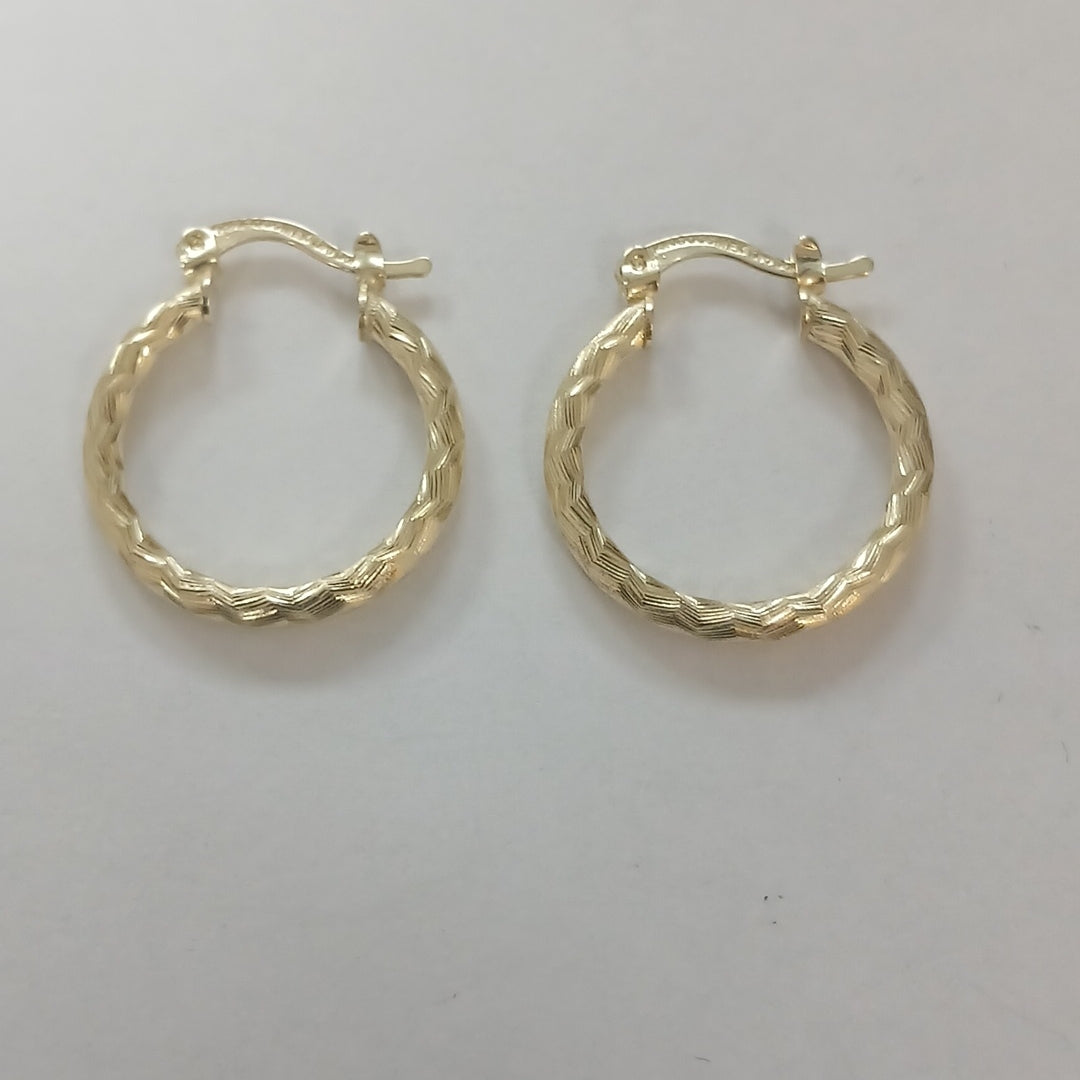 ARETES ARRACADAS LABRADAS 14K 2.1 GR (NUEVO)