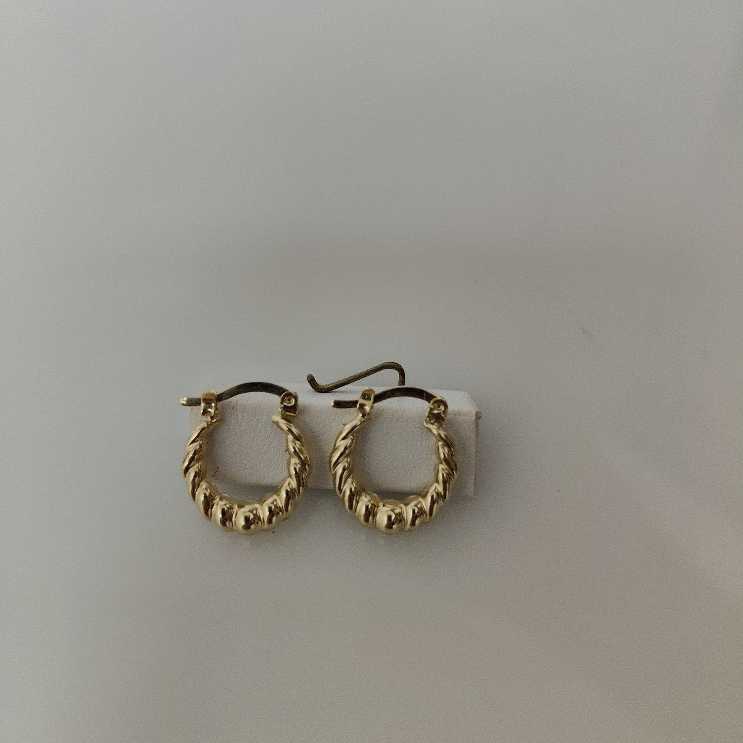 ARETES ARRACADAS TZL HUECAS 14K 1.5 GR (NUEVO)