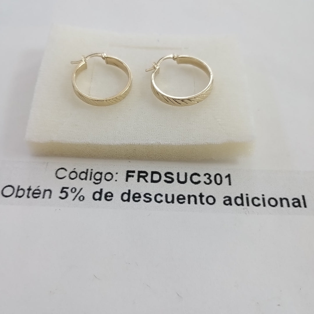 ARETES ARRACADA ASTRIADA 10K 1.9 GR (NUEVO)