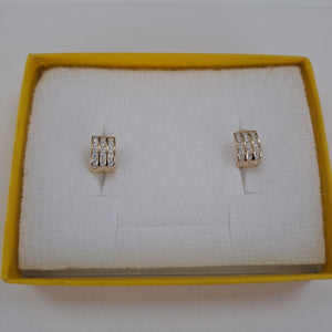 ARETES HUGGIES C CIRCONIA 14K 2.2 GR (NUEVO)