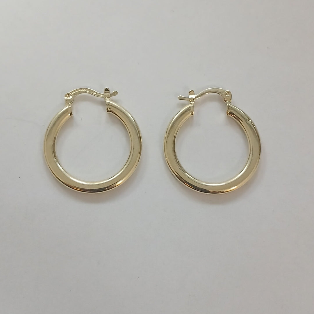 ARETES TEJIDO ARRACADA LISA 14K 2.1 GR (NUEVO)