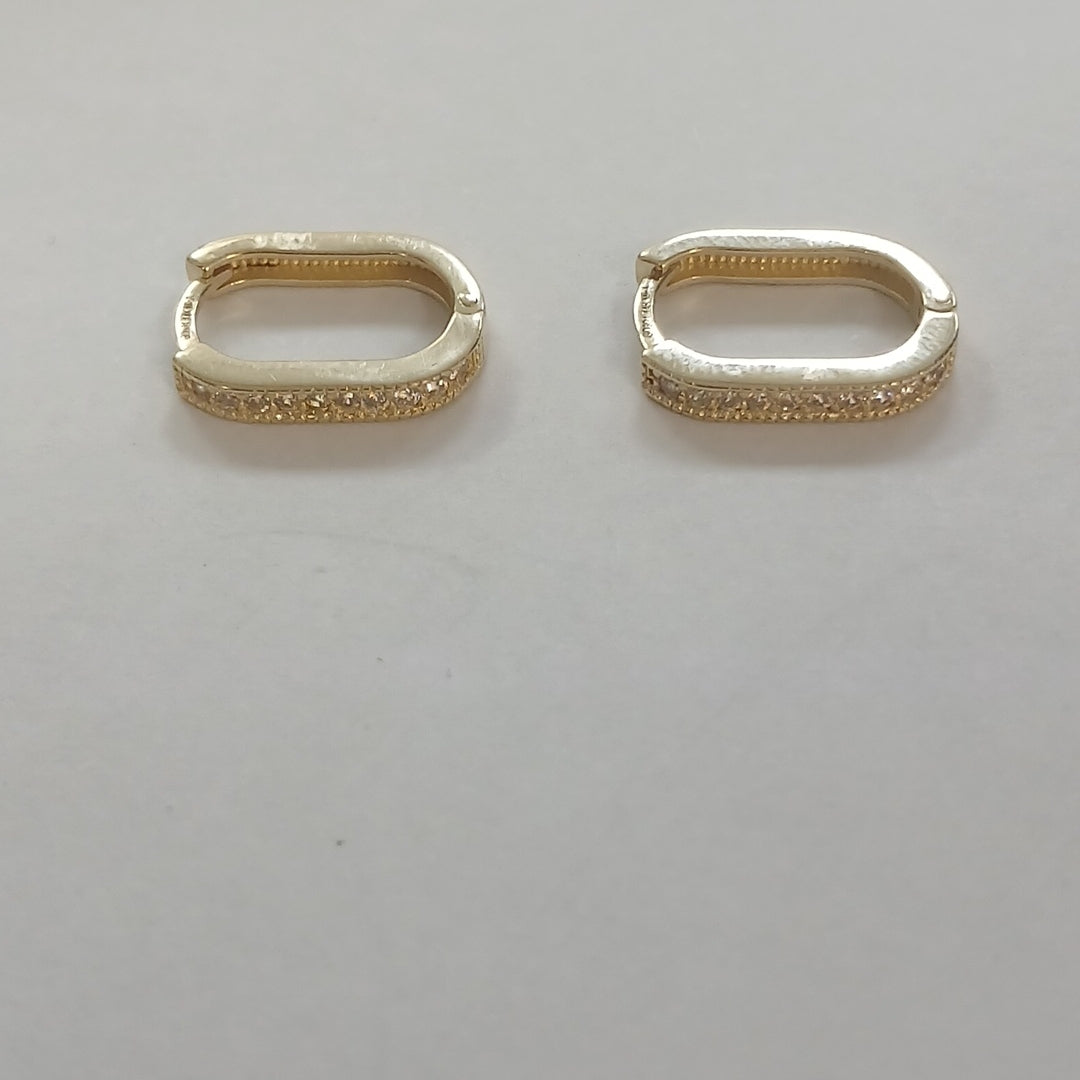 ARETES HUGGIES OVALADA C CIRCONIAS 14K 2.4 GR (NUEVO)