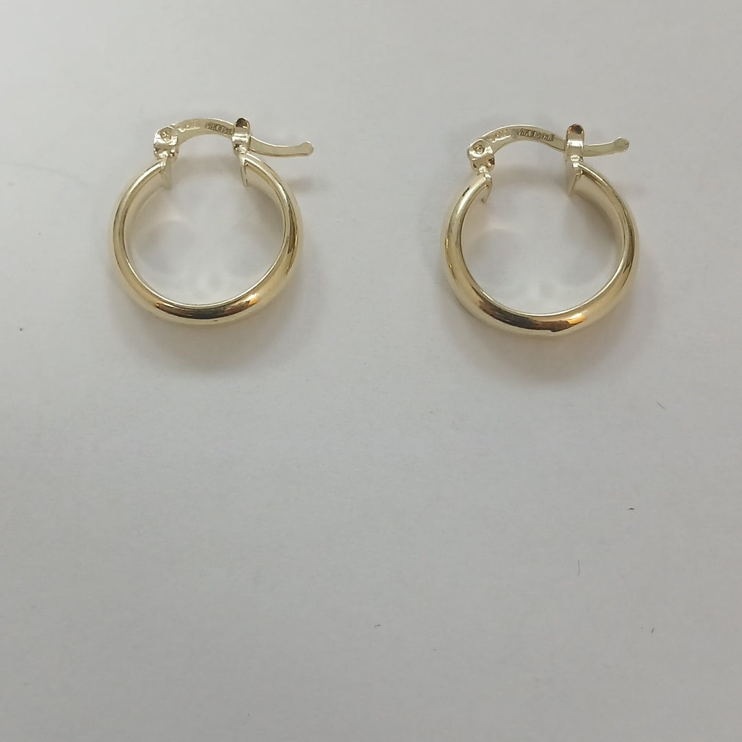 ARETES ARRACADA LISA 14K 1.7 GR (NUEVO)