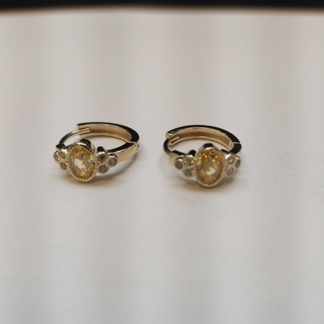 ARETES ARRACADAS CON CIRCONIAS Y PDRAS COL 14K 3.3 GR (NUEVO)