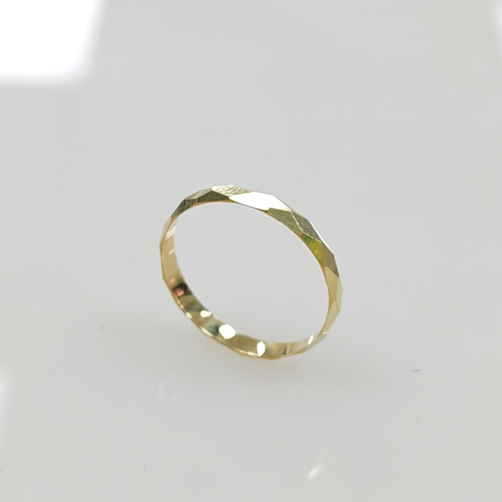 ARGOLLA ORO 14 K 0.6 GRMS (SEMINUEVO)