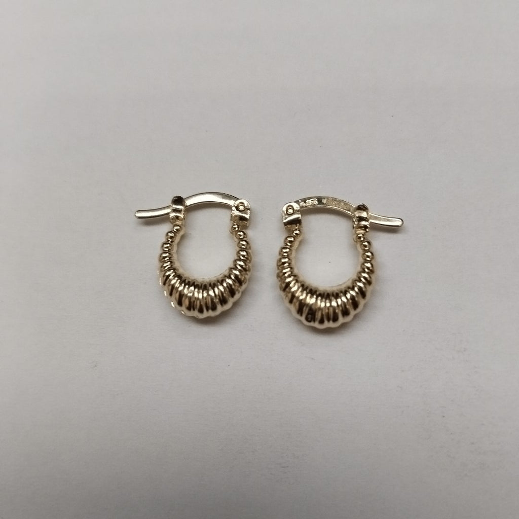 ARETES ARRACADA ESTRIADAS 14K 1.1 GR (NUEVO)
