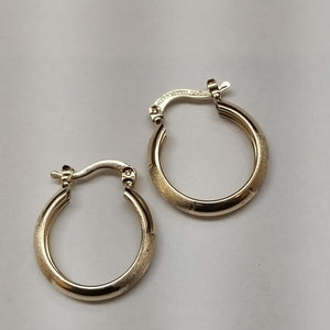 ARETES TEJIDO ARRACADA SATINADA 14K 2.6 GR (NUEVO)