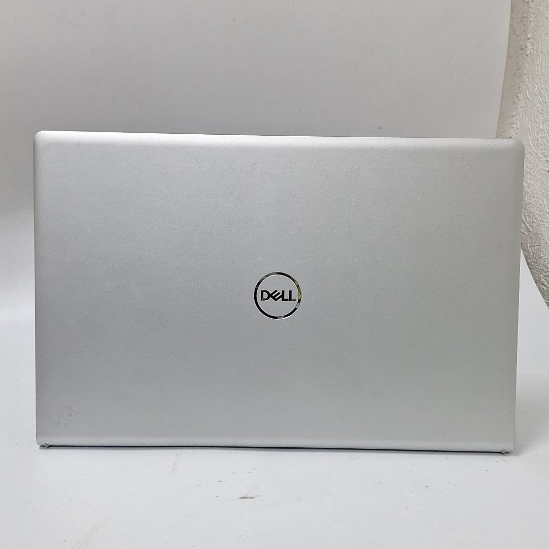 LAPTOP DELL INSPIRON 15 3520 (2024) 1 TB SSD 16 GB RAM (SEMINUEVO)