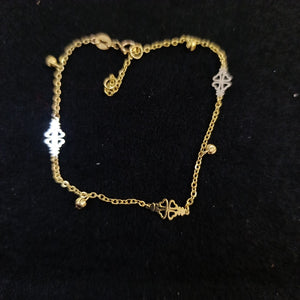 PULSERA ESPECIAL CON TREBOL 14K 18 CM 1.8 GR (NUEVO)