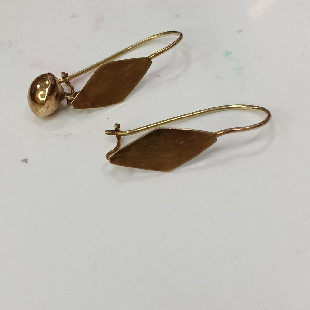 ARETES PAR ORO 8 K 1.6 GRMS (SEMINUEVO)