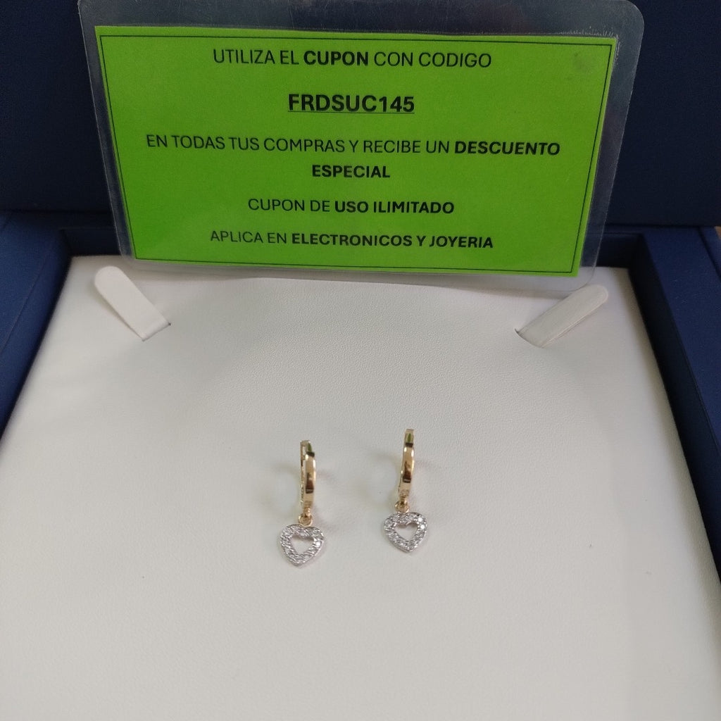 ARETES HUGGIES CON DIJE CORAZON Y CIRCONIAS 14K 2.2 GR (NUEVO)