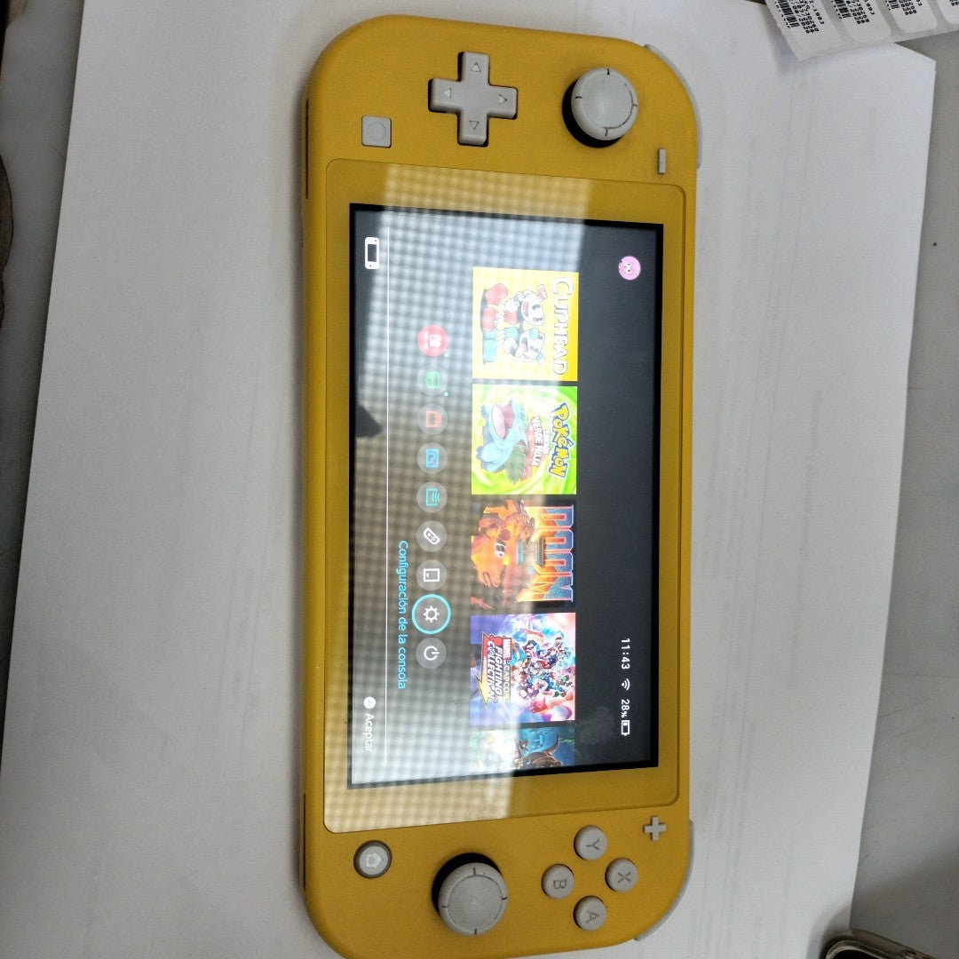 CONSOLA DE VIDEOJUEGO NINTENDO SWITCH LITE 32 GB (SEMINUEVO)