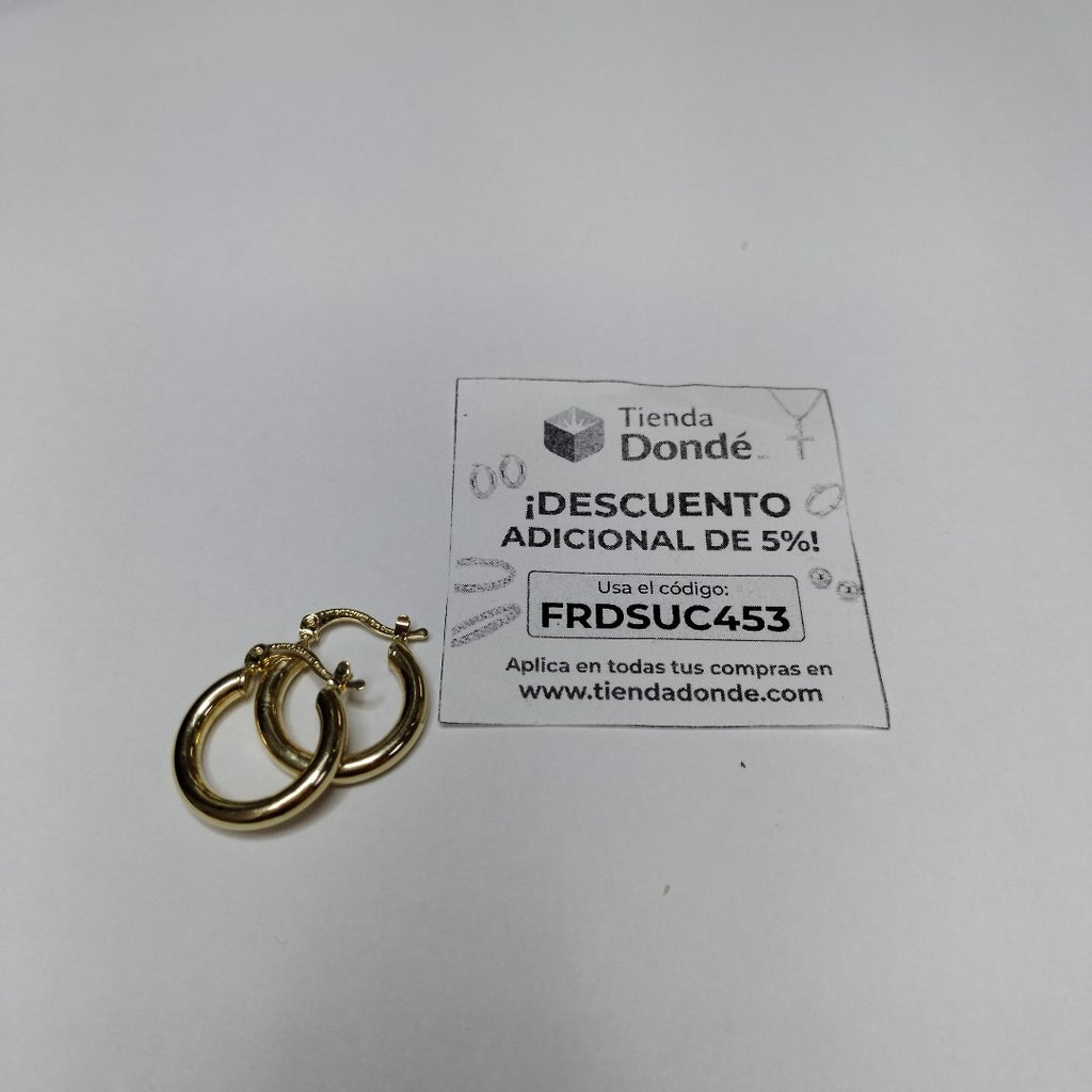 ARETES TEJIDO ARRACADAS LISAS 14K 1.7 GR (NUEVO)