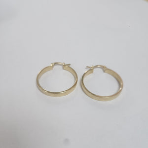 ARETES ARRACADAS TROQUELADA 14K 2.7 GR (NUEVO)
