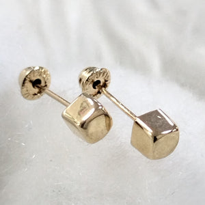 BROQUELES BROQUEL FIG CUBO 14K 0.203 GR (NUEVO)