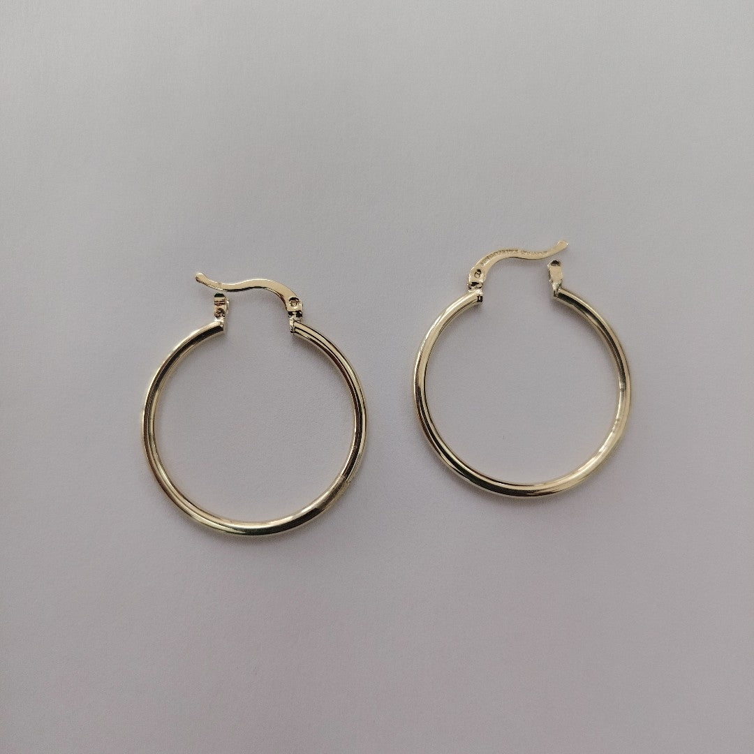ARETES TEJIDO ARRACADAS LISAS 14K 1.5 GR (NUEVO)