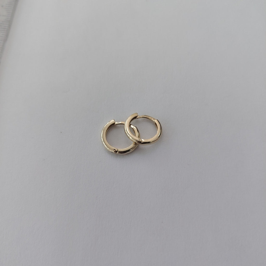 ARETES ARRACADAS LISAS 10K 1.2 GR (NUEVO)