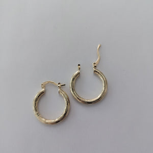 ARETES ARRACADAS 14K 2.7 GR (NUEVO)