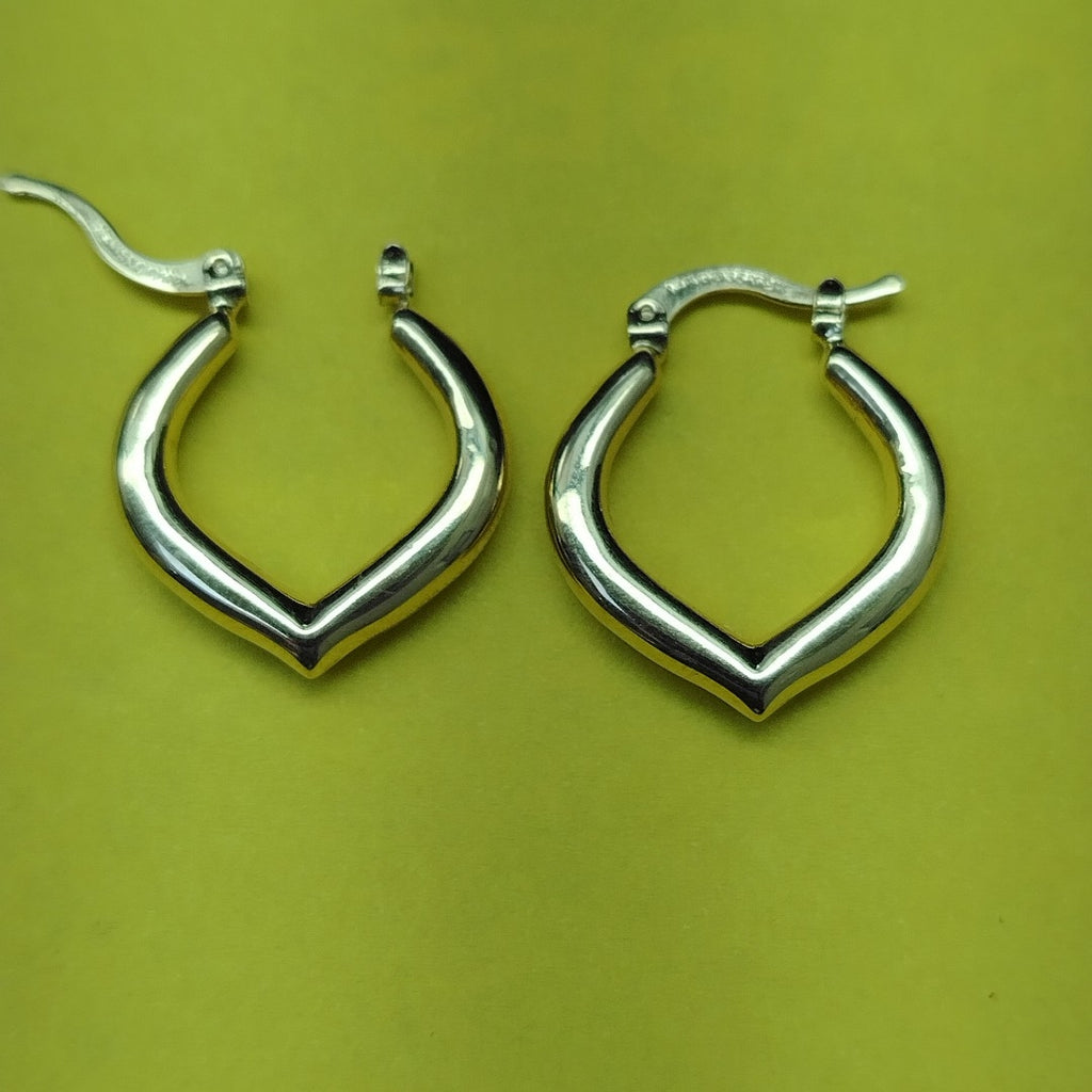 ARETES ARRACADAS 14K 2.1 GR (NUEVO)