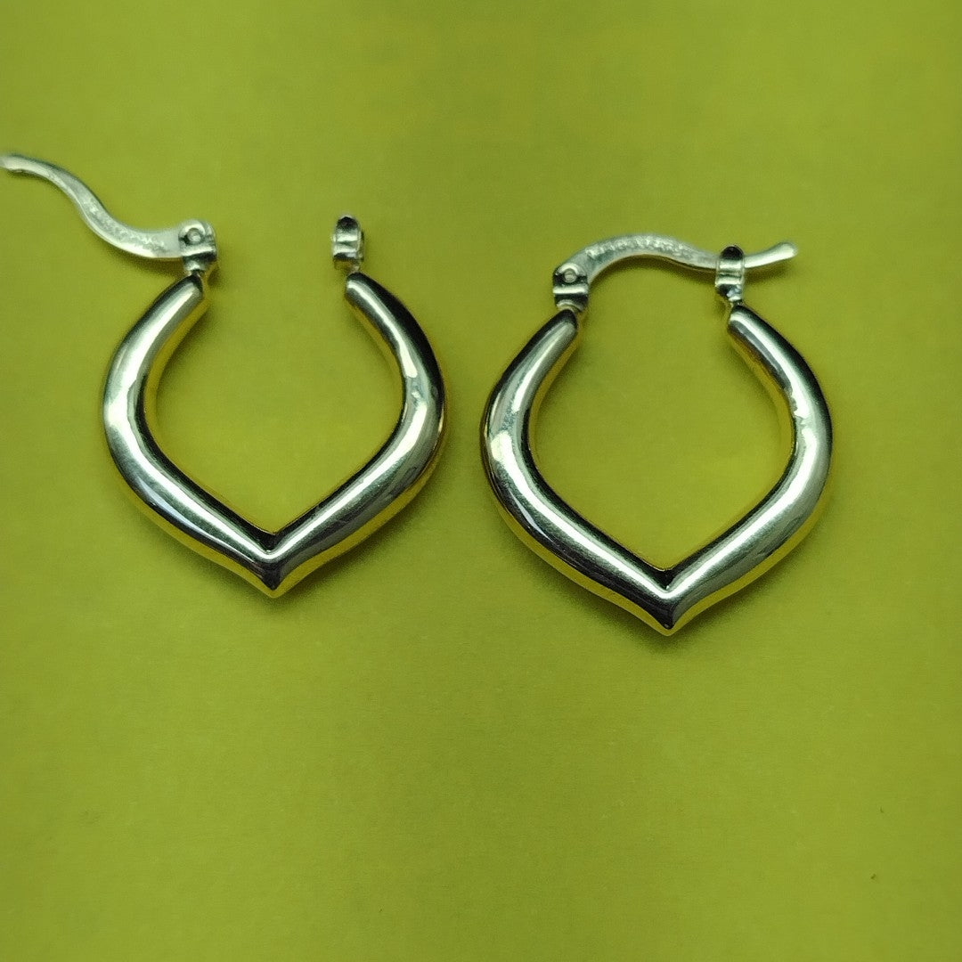 ARETES ARRACADAS 14K 2.1 GR (NUEVO)