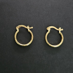 ARETES ARRACADAS ESTRIADAS 14K 1.4 GR (NUEVO)