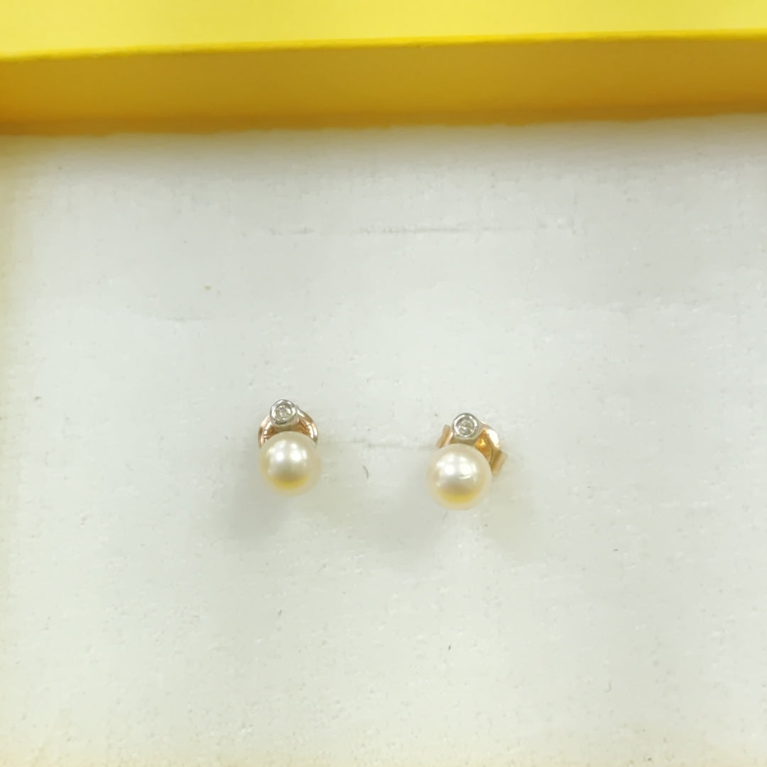 BROQUELES PAR ORO 14 K 1.1 GRMS (SEMINUEVO)