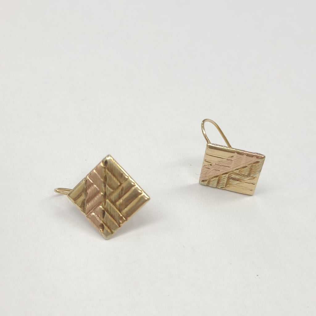 ARETES PAR ORO 14 K 1,90 GRMS (SEMINUEVO)