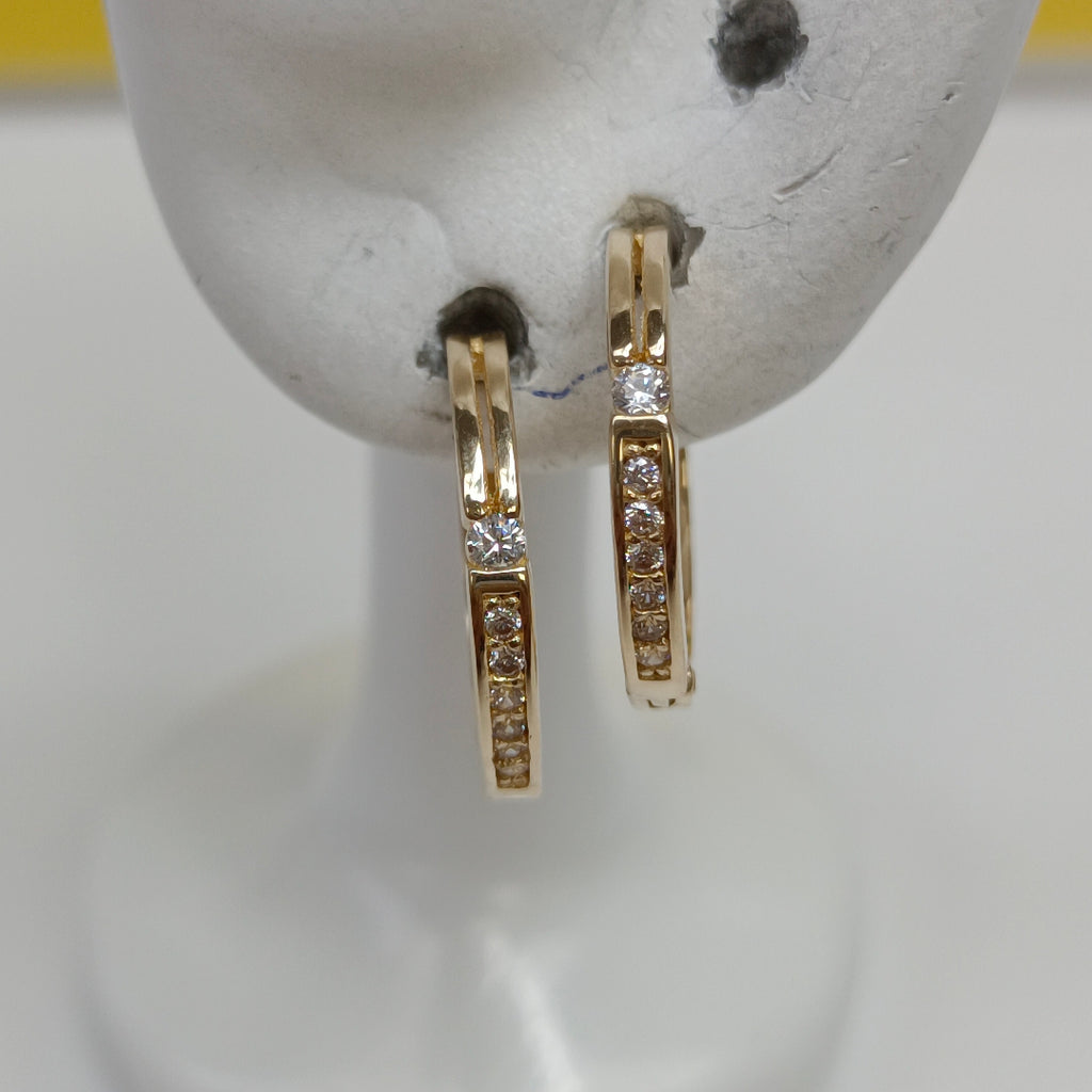 ARETES ARRACADAS C CIRCONIAS 14K 2.3 GR (NUEVO)