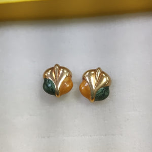 ARETES PAR ORO 14 K 1.8 GRMS (SEMINUEVO)