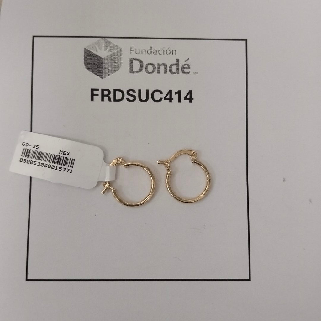 ARETES ARRACADAS ESTRIADAS 14K 1.4 GR (NUEVO)