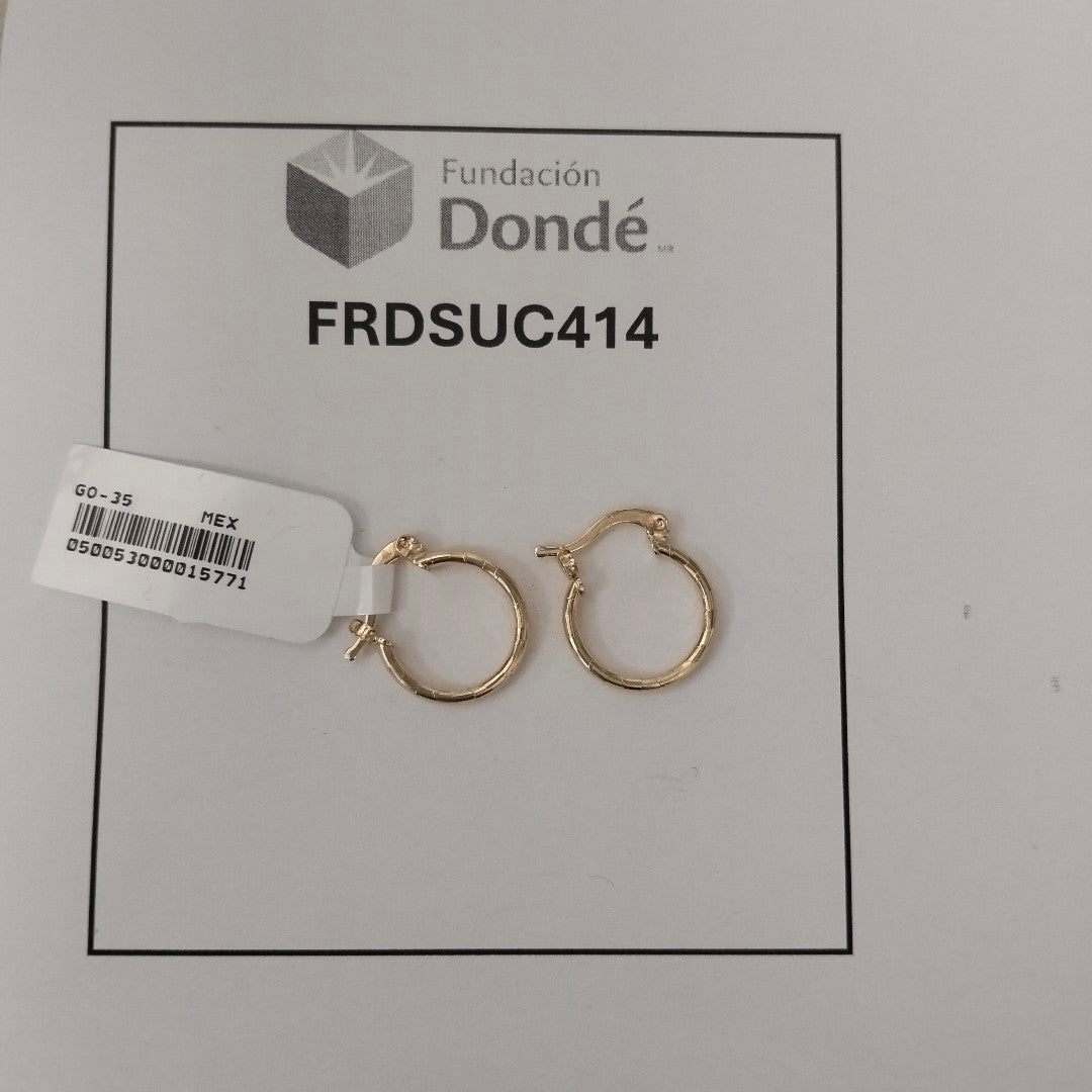ARETES ARRACADAS ESTRIADAS 14K 1.4 GR (NUEVO)