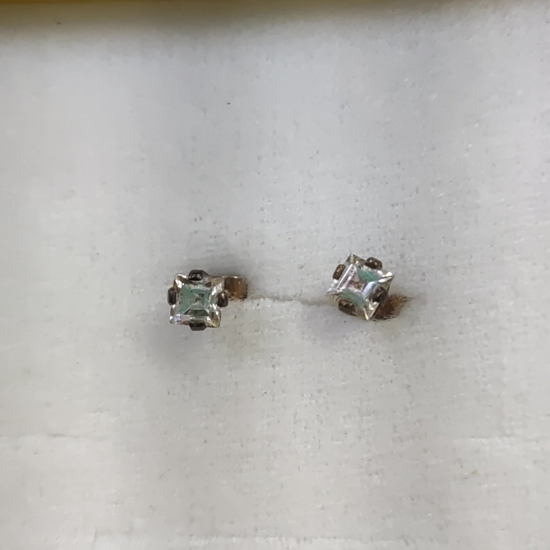 BROQUELES PAR ORO 14 K 0.8 GRMS (SEMINUEVO)