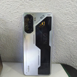 CELULAR NUBIA NEO 3 5G Z2464N (2025) 256 GB 8 GB RAM (SEMINUEVO)