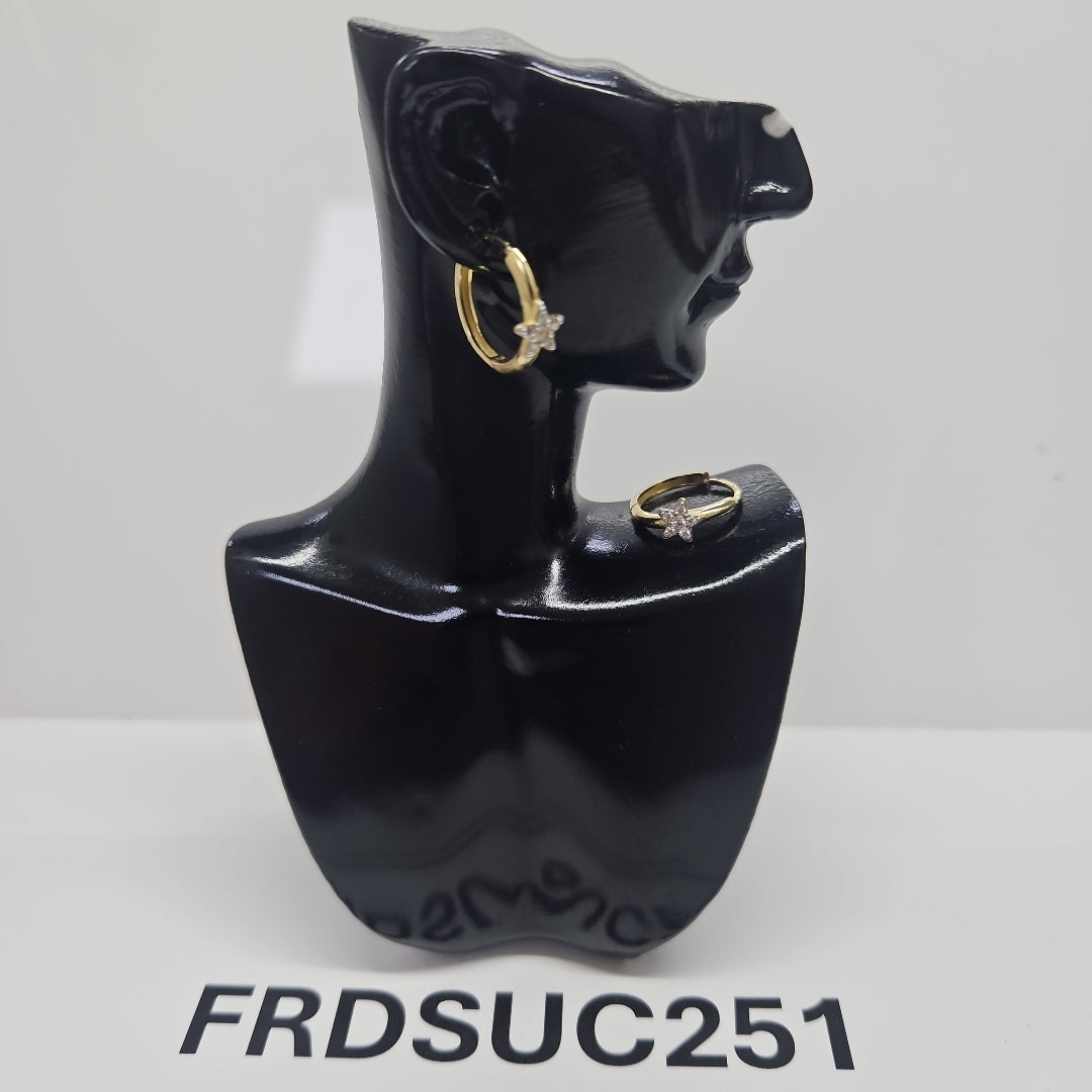 ARETES ARRACADAS FIG ESTRELLA CIRCONIAS 10K 1.6 GR (NUEVO)