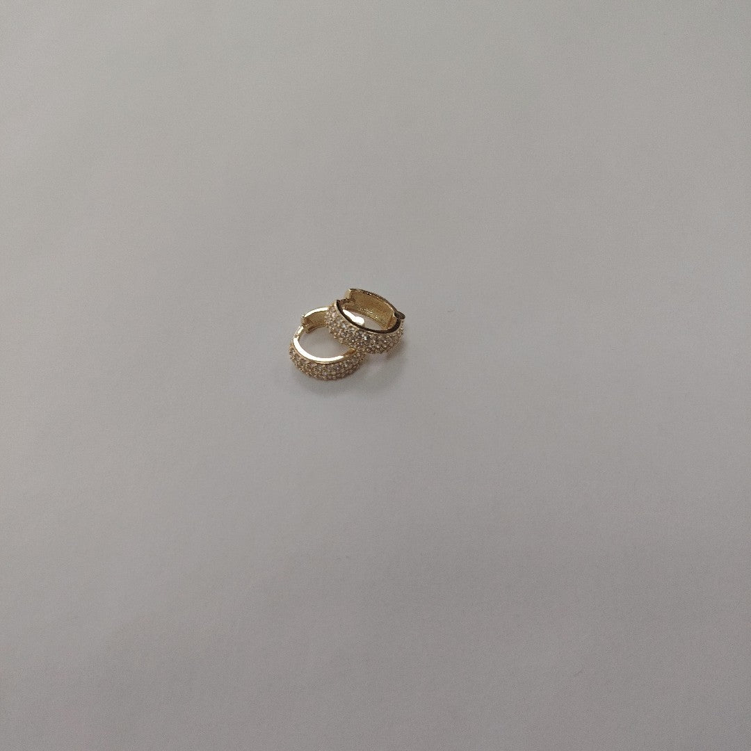 ARETES HUGGIE CON CIRCONIAS 14K 2.2 GR (NUEVO)