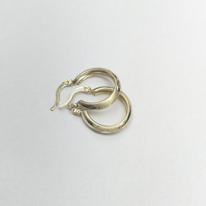 ARETES TEJIDO ARRACADA SATINADA 14K 2.5 GR (NUEVO)