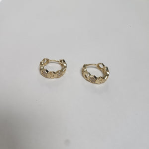 ARETES HUGGIES HEXAGONALES C CIRCONIAS 14K 2.5 GR (NUEVO)