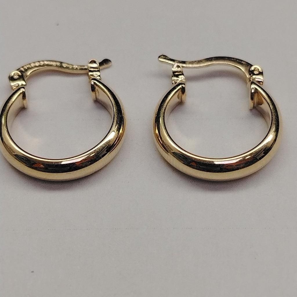 ARETES ARRACADA LISA 14K 1.7 GR (NUEVO)