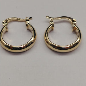 ARETES ARRACADA LISA 14K 1.7 GR (NUEVO)