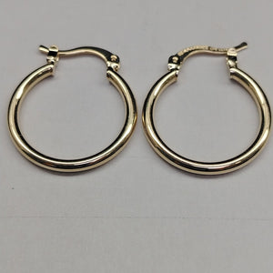 ARETES TEJIDO ARRACADAS LISAS 14K 1.2 GR (NUEVO)