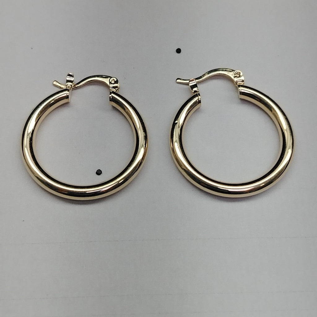 ARETES TEJIDO ARRACADAS LISAS HUECAS 14K 2.1 GR (NUEVO)